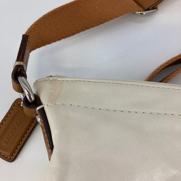 COACH F45012 WHTIE, BROWN SMALL LEATHER CROSSBODY BAG ASIS - Picture 7 of 15